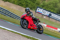 Castle-Combe-2019;PJ-Motorsport-Photography-2019;donington-no-limits-trackday;donington-park-photographs;donington-trackday-photographs;no-limits-trackdays;peter-wileman-photography;trackday-digital-images;trackday-photos